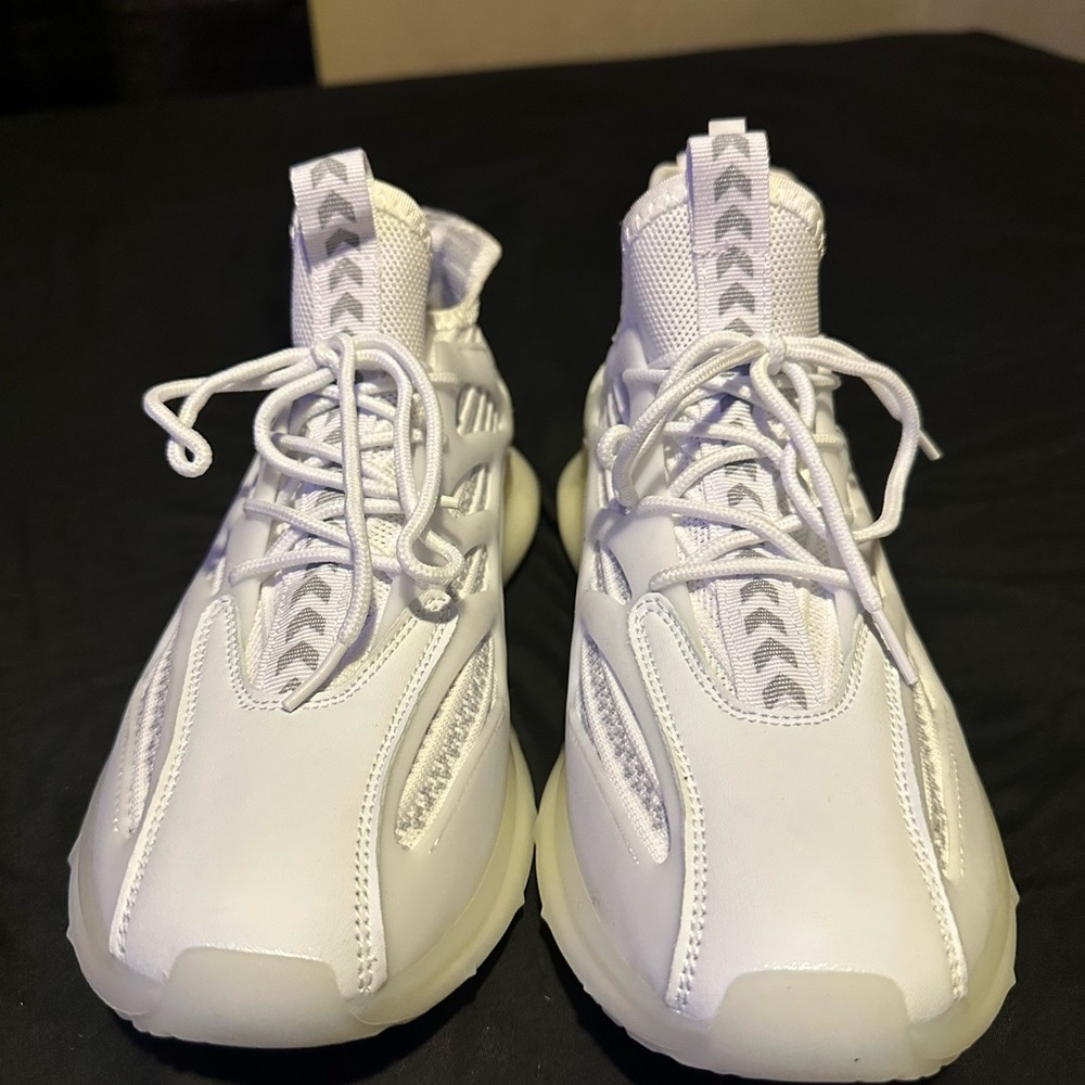 Sleek White Lace-Up Sneakers